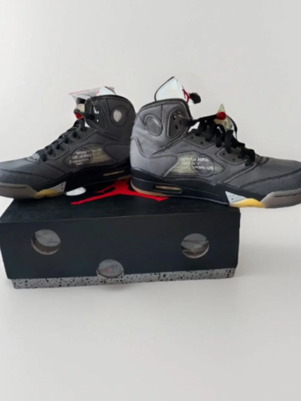 Jordan 5 Retro SP x Off-White Mid Muslin